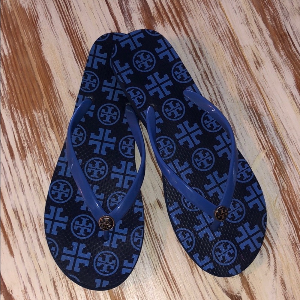 Tory B flips